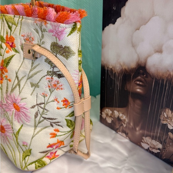 Like New - Spartina 449 Daufuskie Island Floral Tote - Picture 8 of 10